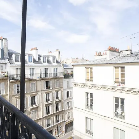 Joli 51m 5 min du Boulevard de Clichy Appartement